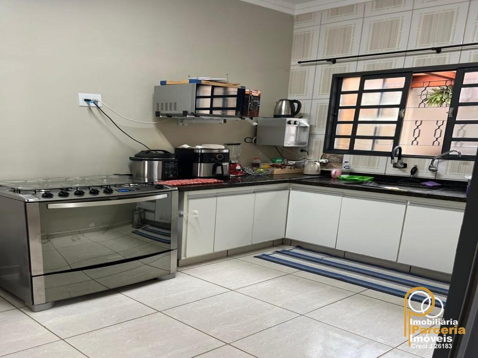 WhatsApp Image 2025-10-13 at 15.12.26 (12).jpeg